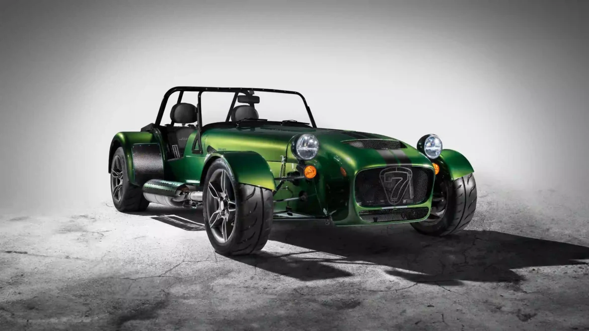 Green Caterham Seven 485 Final Edition sports car wallpaper featuring a lightweight British roadster in stunning 4K Ultra HD